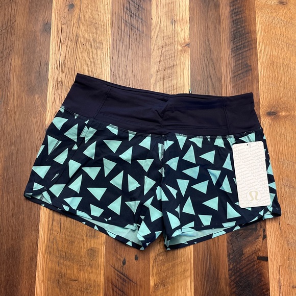 Lululemon Run Times Shorts - Nacho, Size 6 NWT - Picture 2 of 15